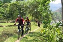 A Visit on Bike to Hill Tribal Villages